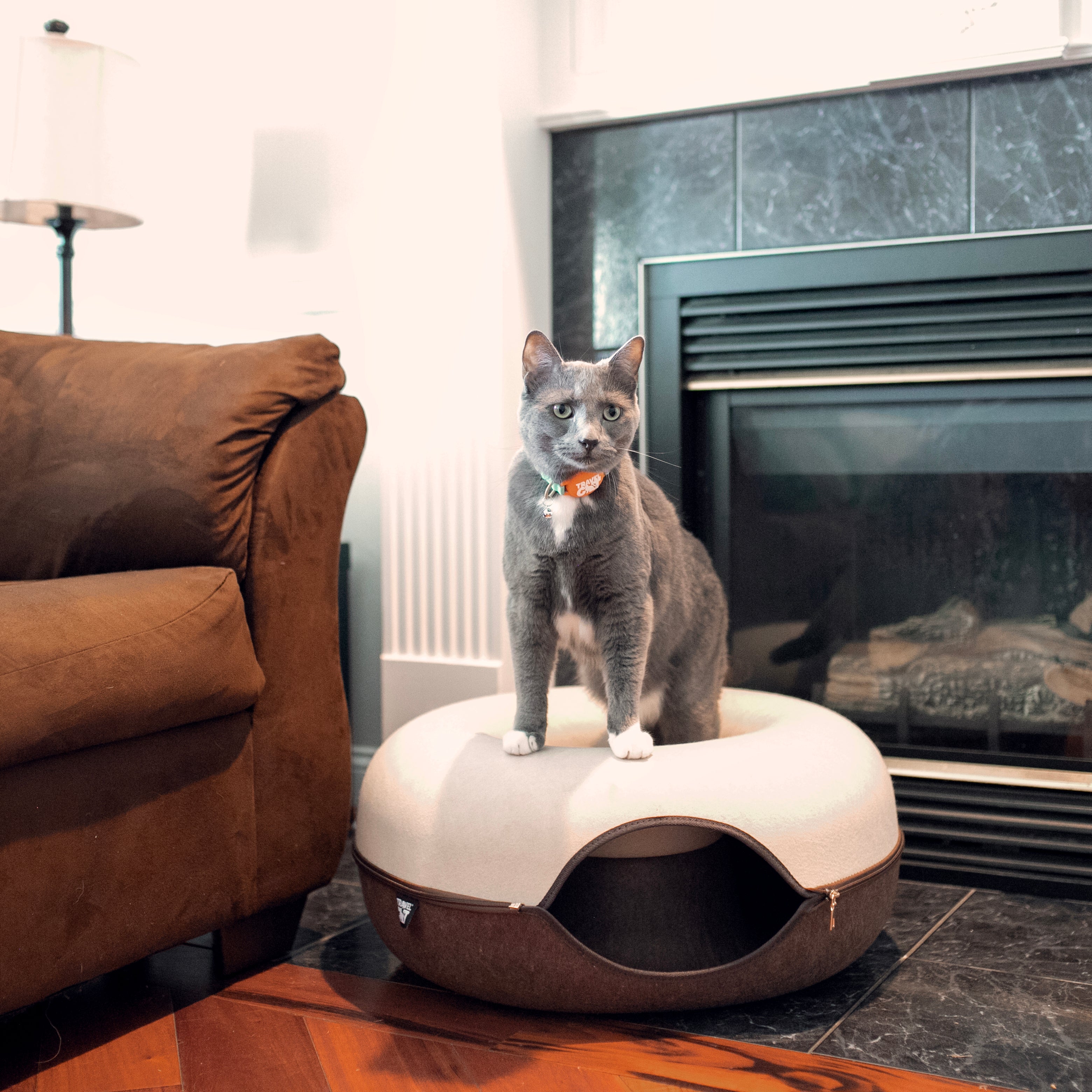 "Donut!" Cat Hideaway Cave- Chocolate & Cream